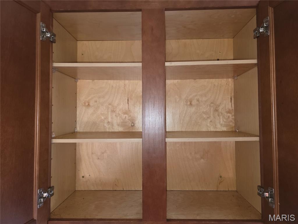 8015 Allen Avenue St. Louis, MO 63114 - Photo 26 of 65