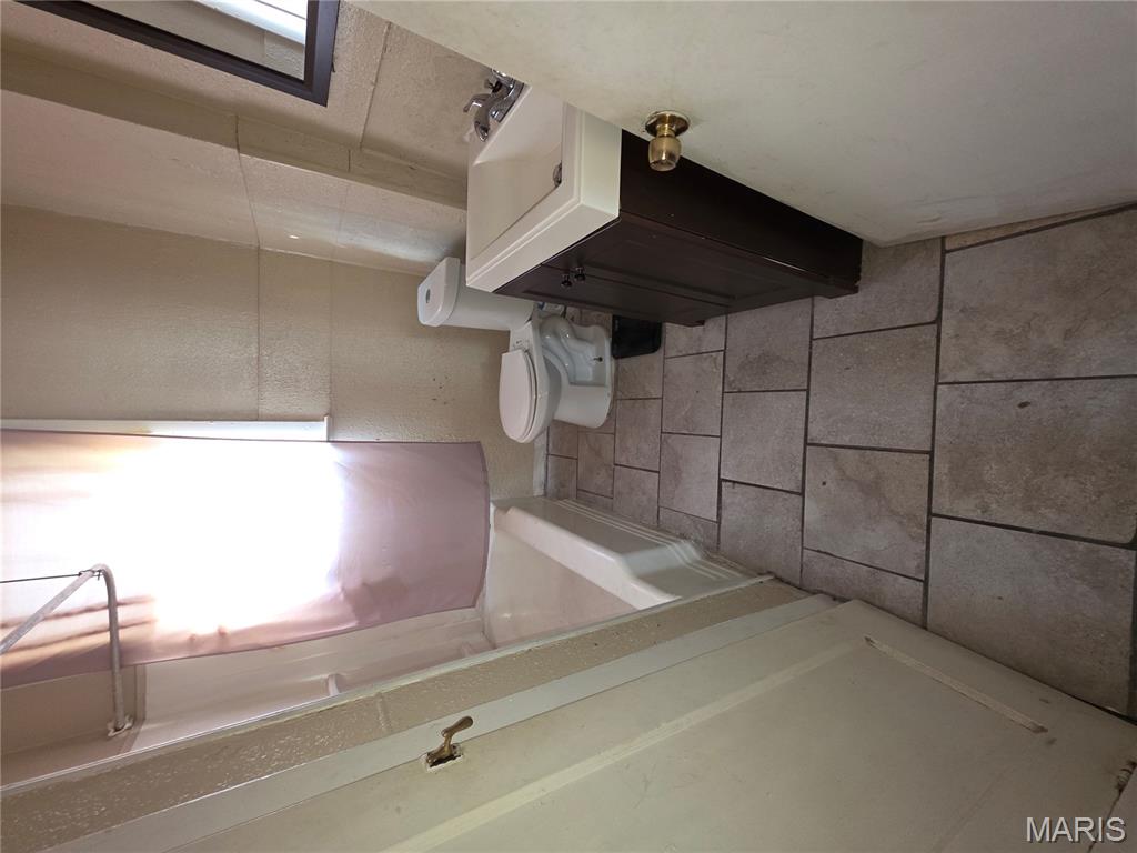 8015 Allen Avenue St. Louis, MO 63114 - Photo 29 of 65