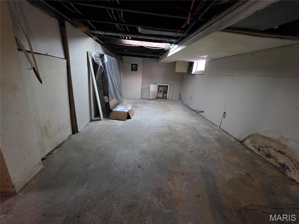 8015 Allen Avenue St. Louis, MO 63114 - Photo 49 of 65