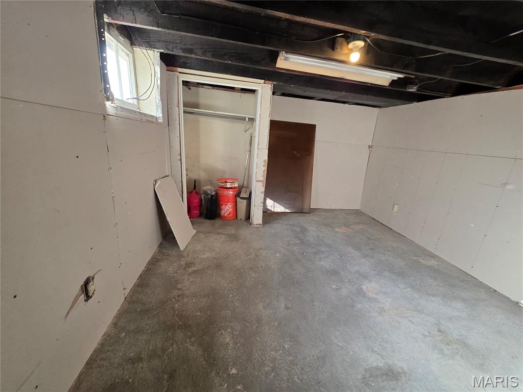 8015 Allen Avenue St. Louis, MO 63114 - Photo 63 of 65