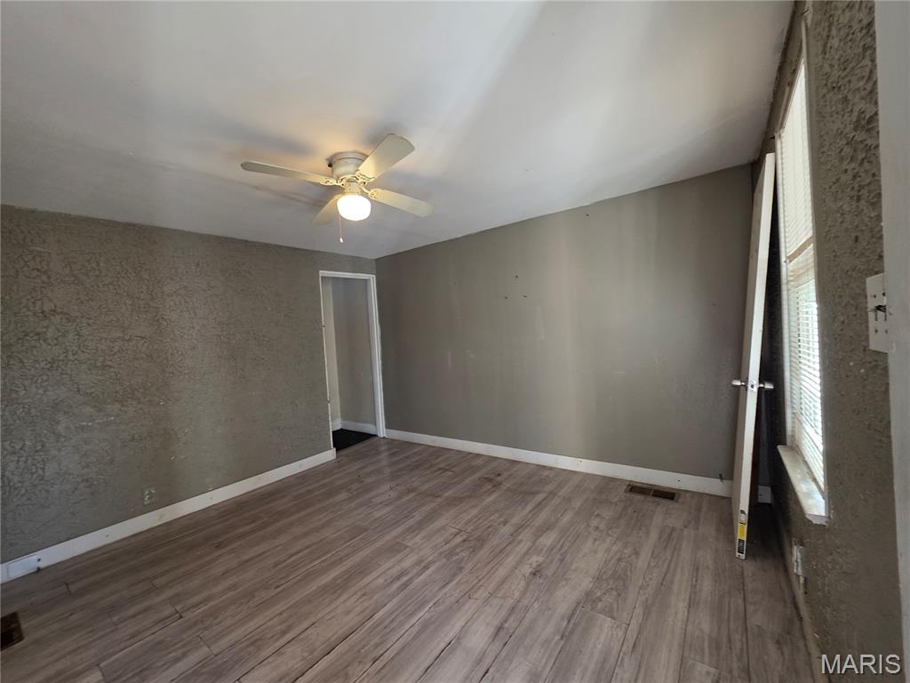 8015 Allen Avenue St. Louis, MO 63114 - Photo 8 of 65