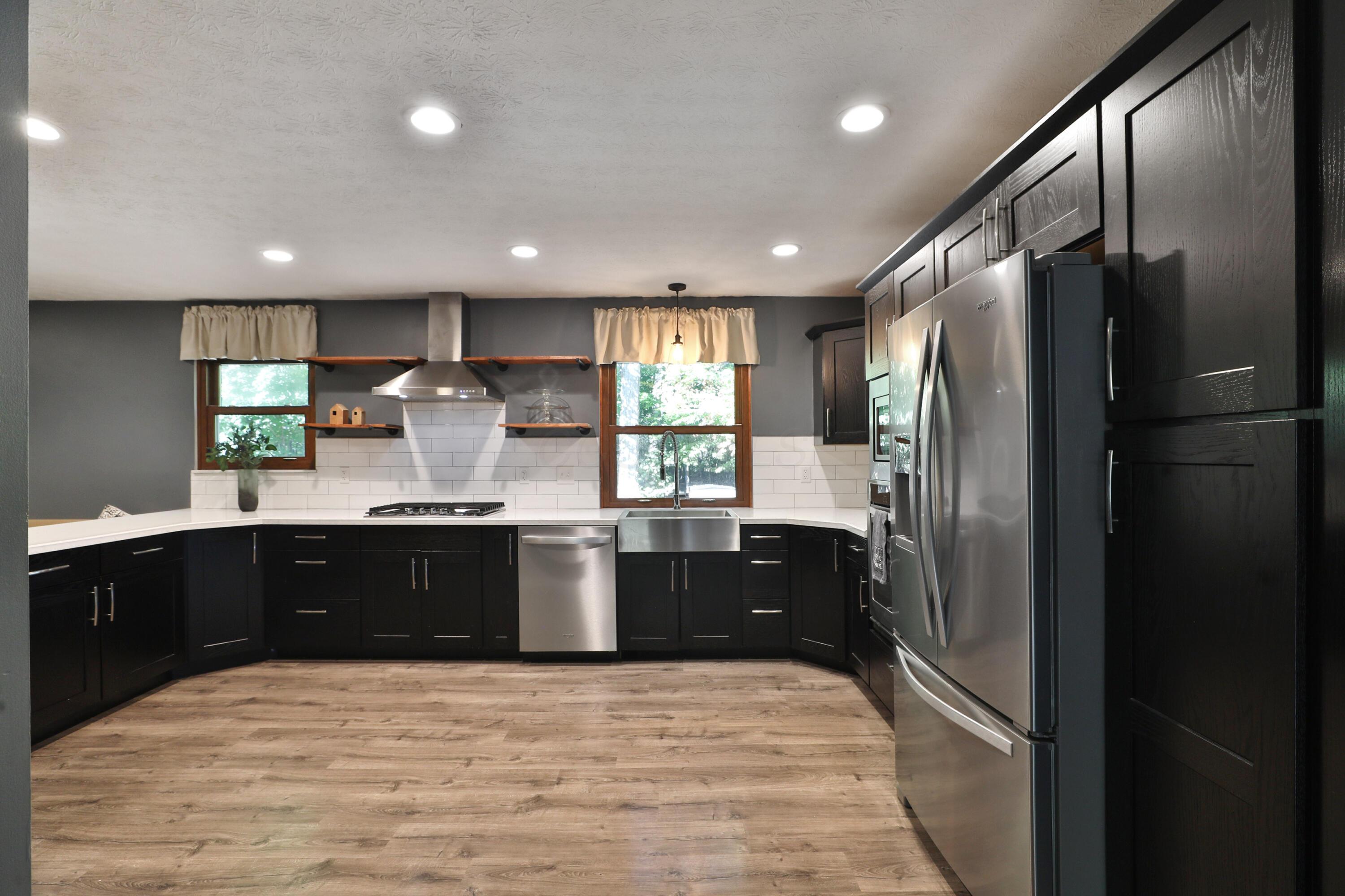 803 Lindenhaven Road Columbus, OH 43230 - Photo 10 of 53 Kitchen