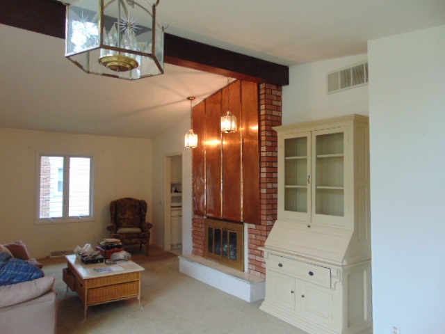 1002 Falkirk Road Alma, MI 48801 - Photo 6 of 32 1882018-5.JPG