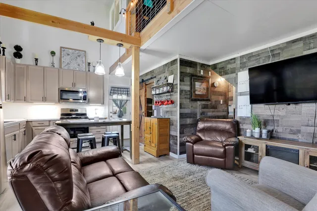 $299,900 | 13901 South S Clear Lake Road, Medical Lake, WA 99022