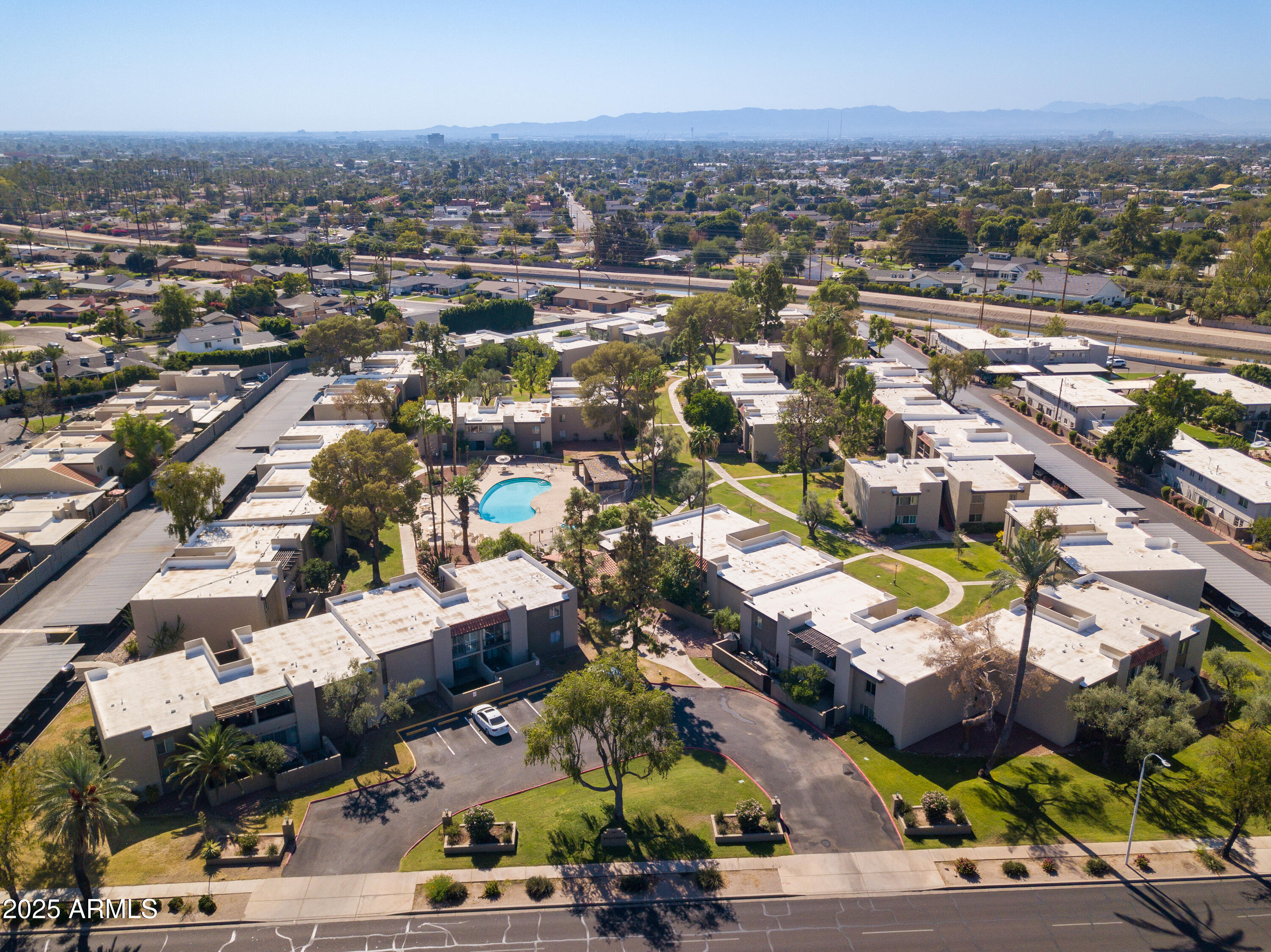 4201 East Camelback Road, Unit 34 Phoenix, AZ 85018 - Photo 20 of 21 54-Camelback
