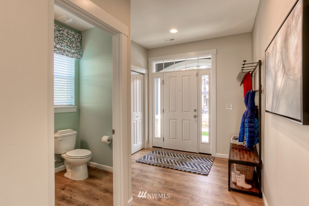 1422 192nd Place Southeast, Unit 14 Bothell, WA 98012 - Photo 3 of 20 Gallery Image 3