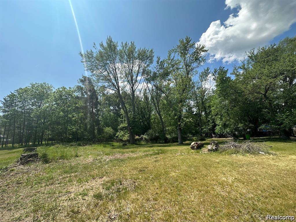 2041 South Long Lake Road Fenton, MI 48430 - Photo 1 of 2