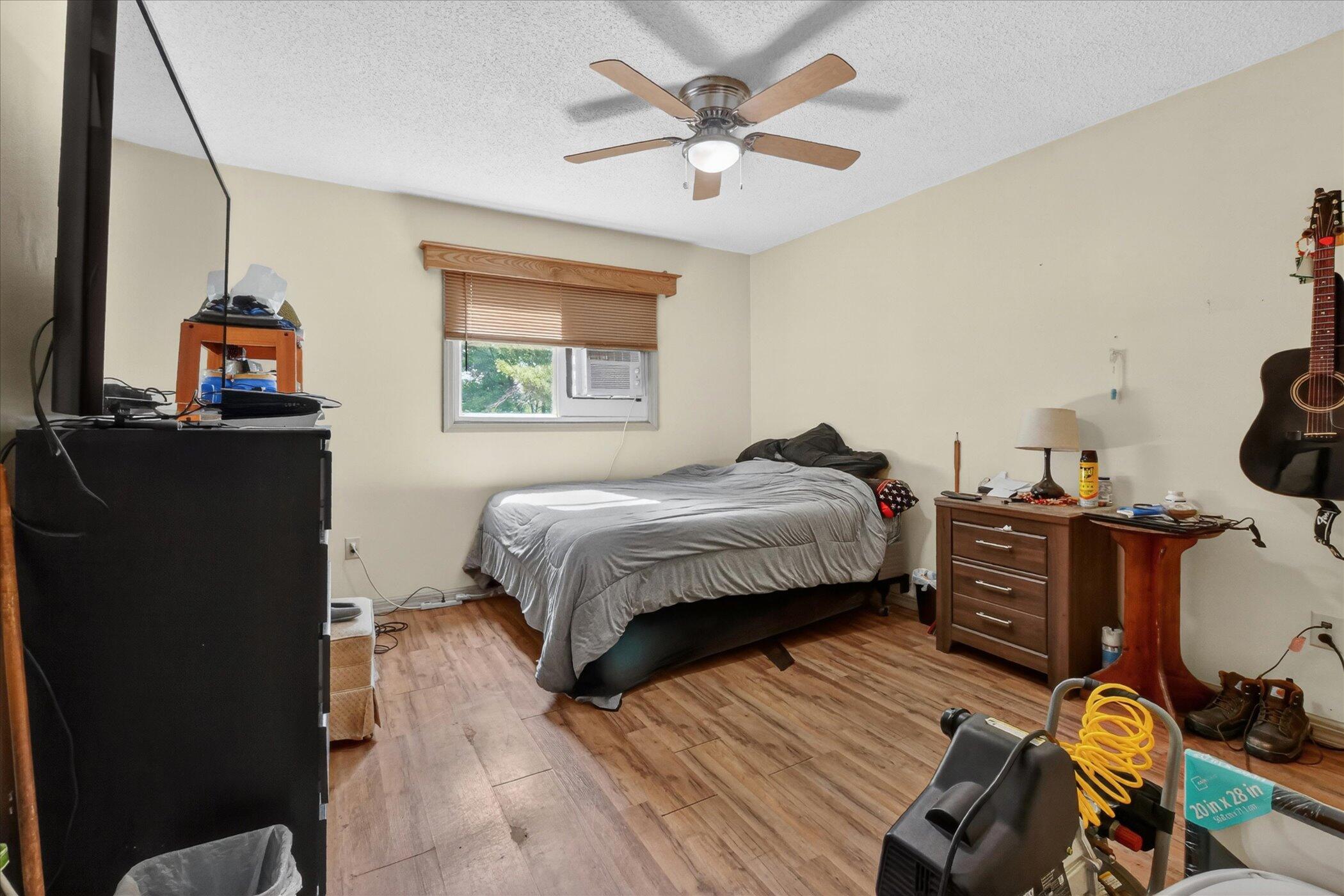 2717 Fishbeck Road Howell, MI 48843 - Photo 29 of 71 29-2717-Fishbeck-Rd-Howell-WindowStill