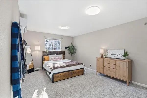 $201,000 | 1404 South Butler Drive, Harrisonville, MO 64701