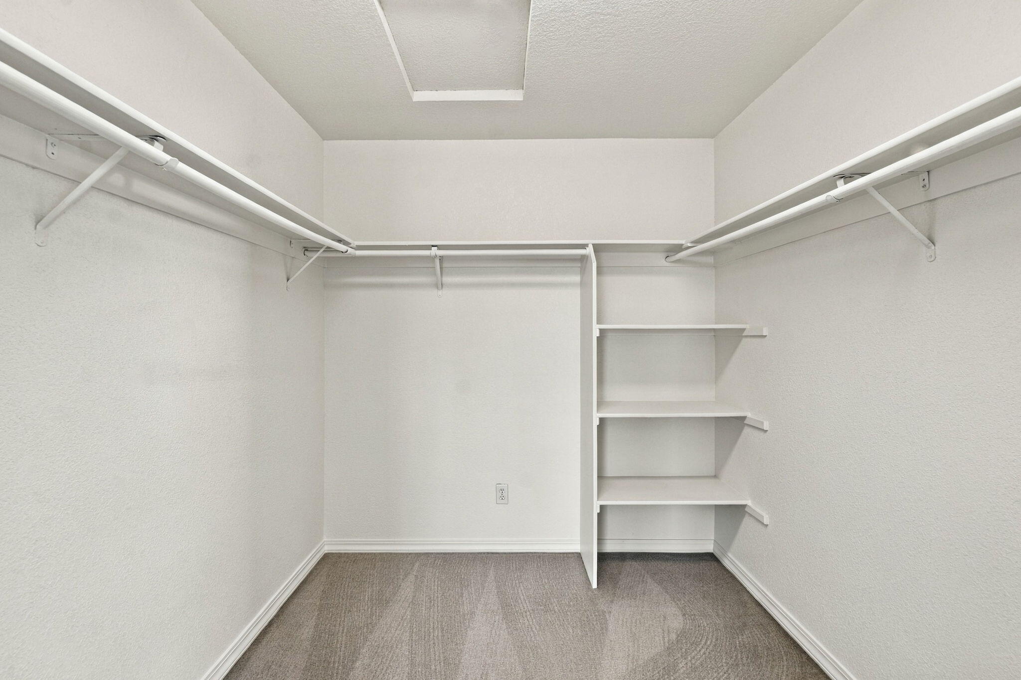 3154 Riesling Path Redding, CA 96001 - Photo 21 of 44 18-web-or-mls-BiggerFlow Real Estate Med