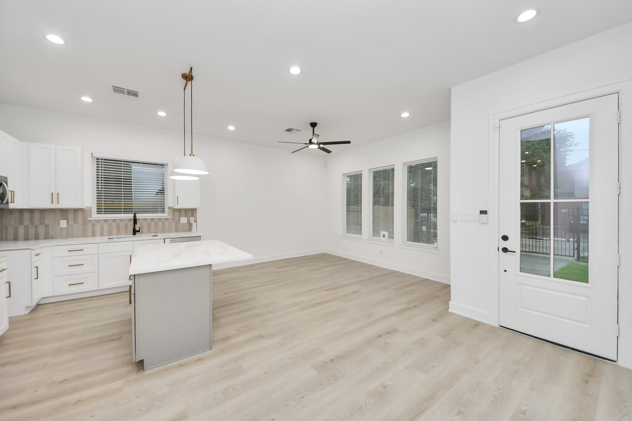 6930 Liverpool Street, Unit A Houston, TX 77021 - Photo 7 of 29