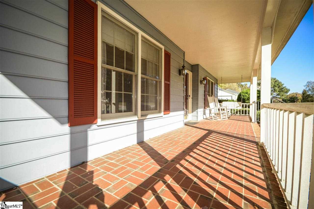101 Colony Road Taylors, SC 29687 - Photo 5 of 29 Gallery Image 5