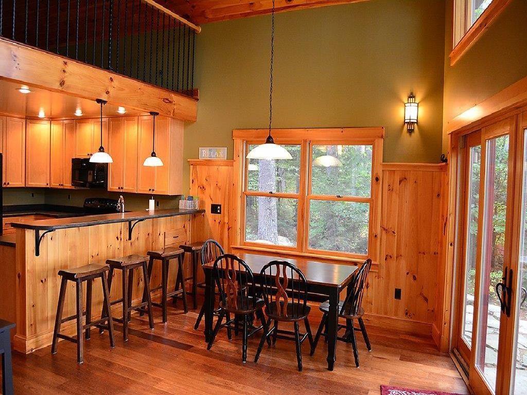 25 South Pine Beach Road Belgrade, ME 04917 - Photo 5 of 26 Dining Area
