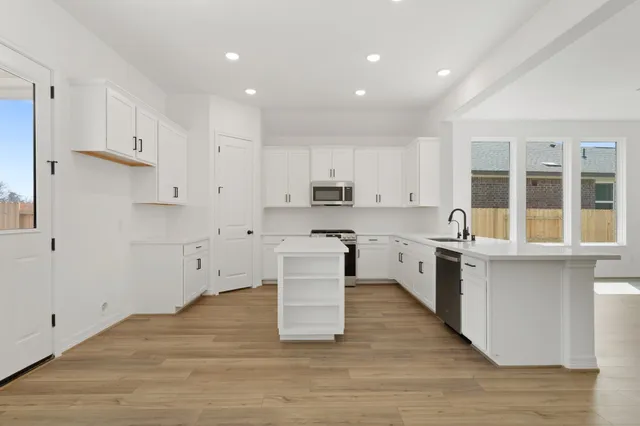 $329,990 | 7818 Jasper Meadows Way, Angleton, TX 77515