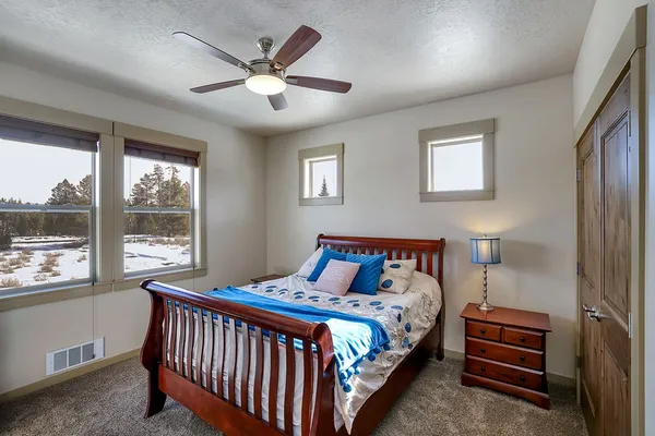 $1,150,000 | 30 Creekside Court, Donnelly, ID 83615