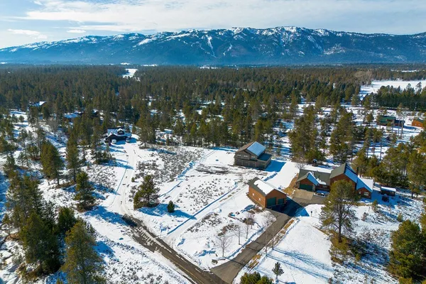 $1,150,000 | 30 Creekside Court, Donnelly, ID 83615