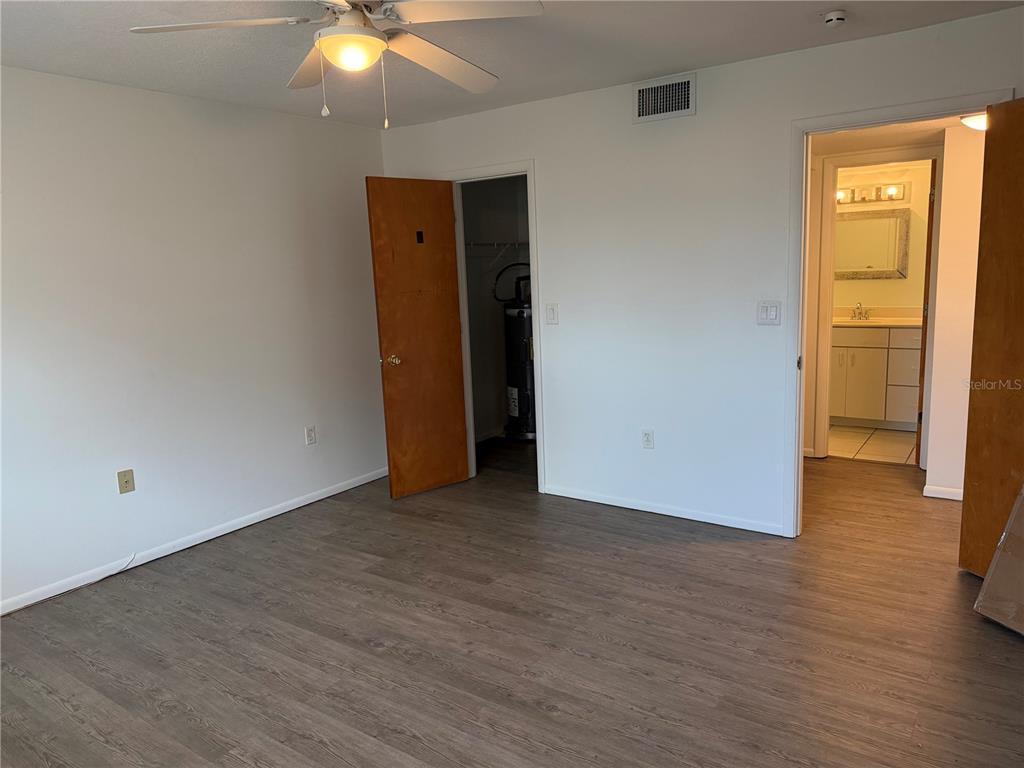 245 Center Road, Unit 103 Venice, FL 34285 - Photo 9 of 21