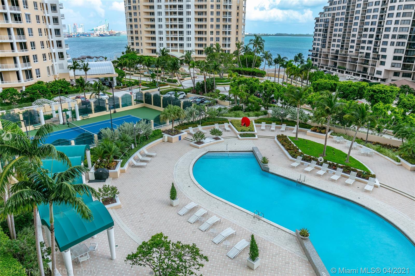 888 Brickell Key Drive, Unit 1007 Miami, FL 33131 - Photo 2 of 43