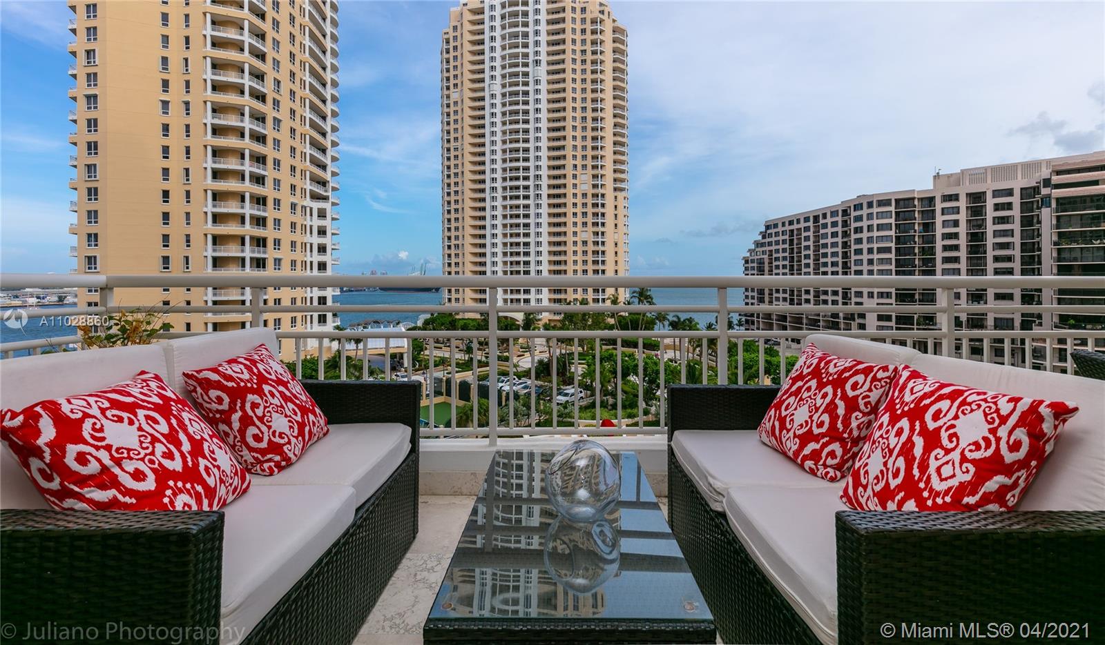 888 Brickell Key Drive, Unit 1007 Miami, FL 33131 - Photo 4 of 43