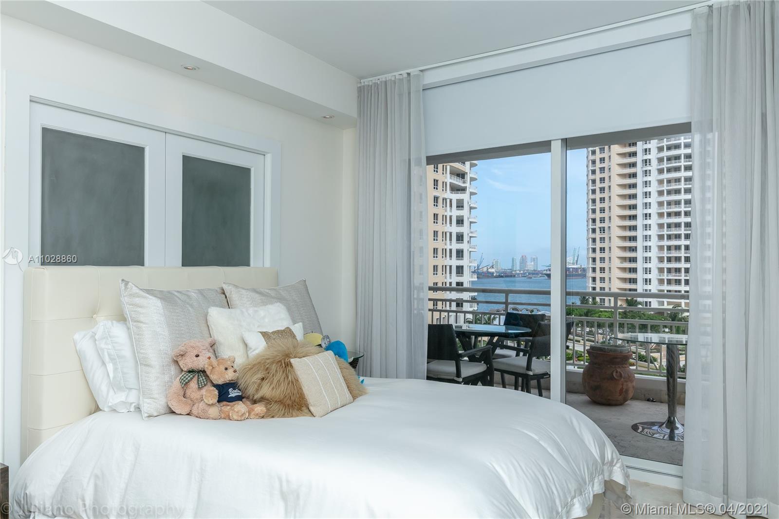 888 Brickell Key Drive, Unit 1007 Miami, FL 33131 - Photo 32 of 43