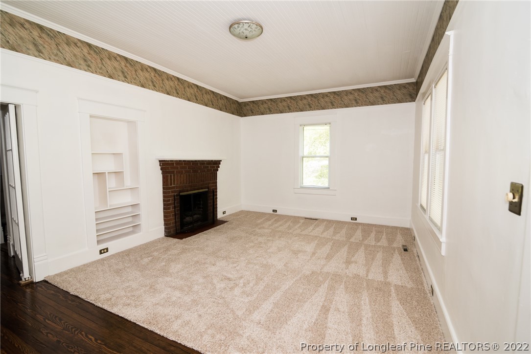 3316 Old River Road Carthage, NC 28327 - Photo 13 of 35 an empty room with windows