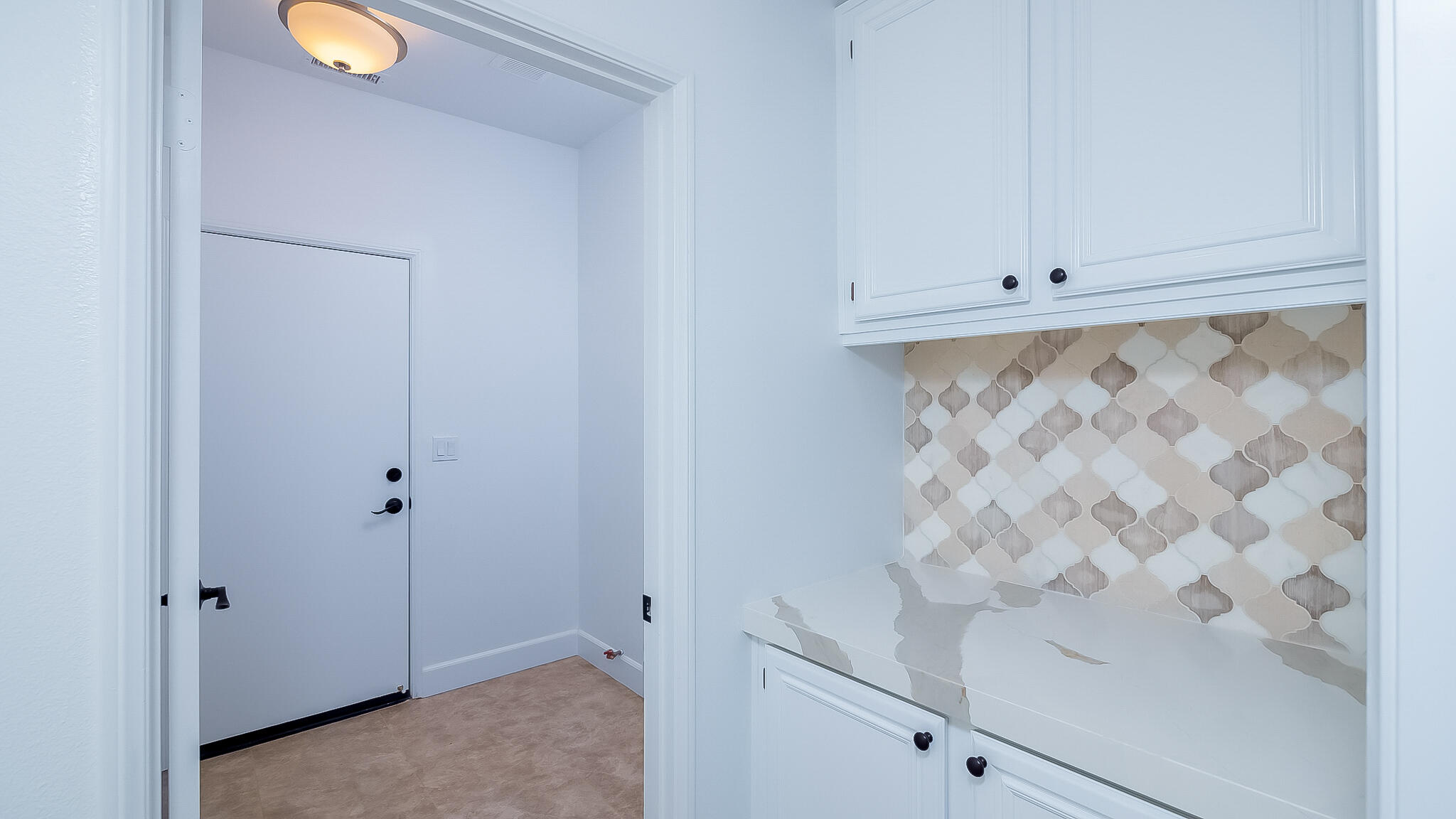 67886 Rio Largo Road Cathedral City, CA 92234 - Photo 11 of 28 Hall Laundry Area