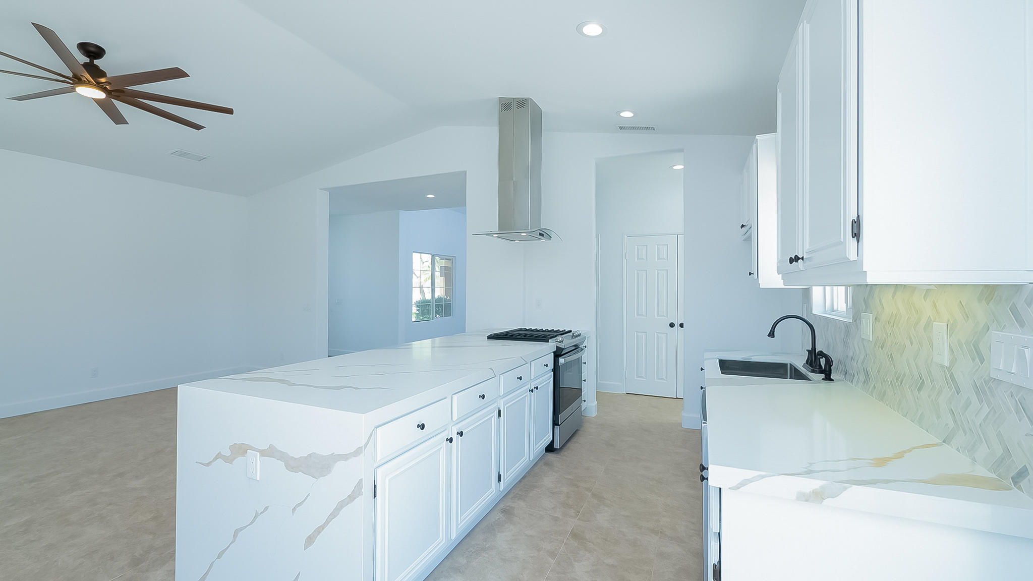 67886 Rio Largo Road Cathedral City, CA 92234 - Photo 5 of 28 Kitchen #4