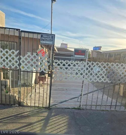 $800 | 204 Jefferson Avenue, Unit C, Las Vegas, NV 89106