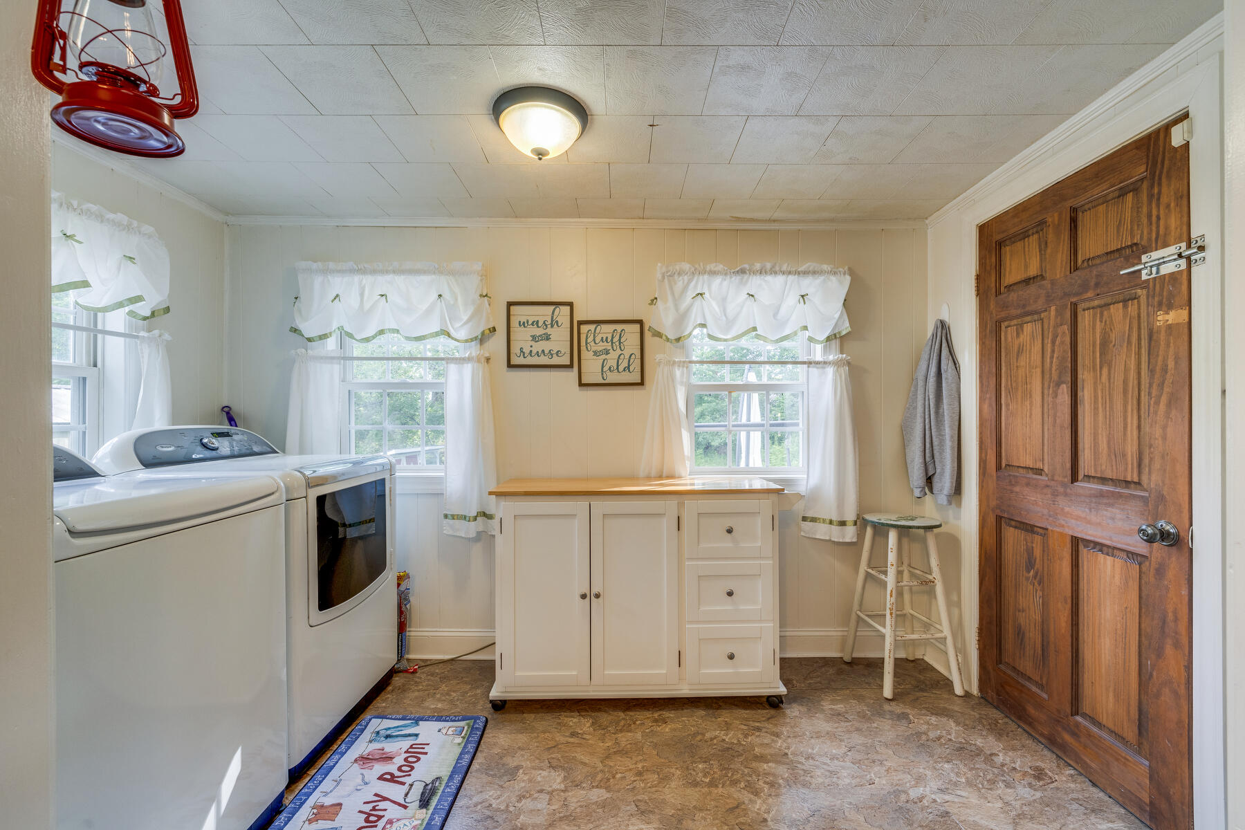 168 Madison Street Erwin, TN 37650 - Photo 17 of 25 017