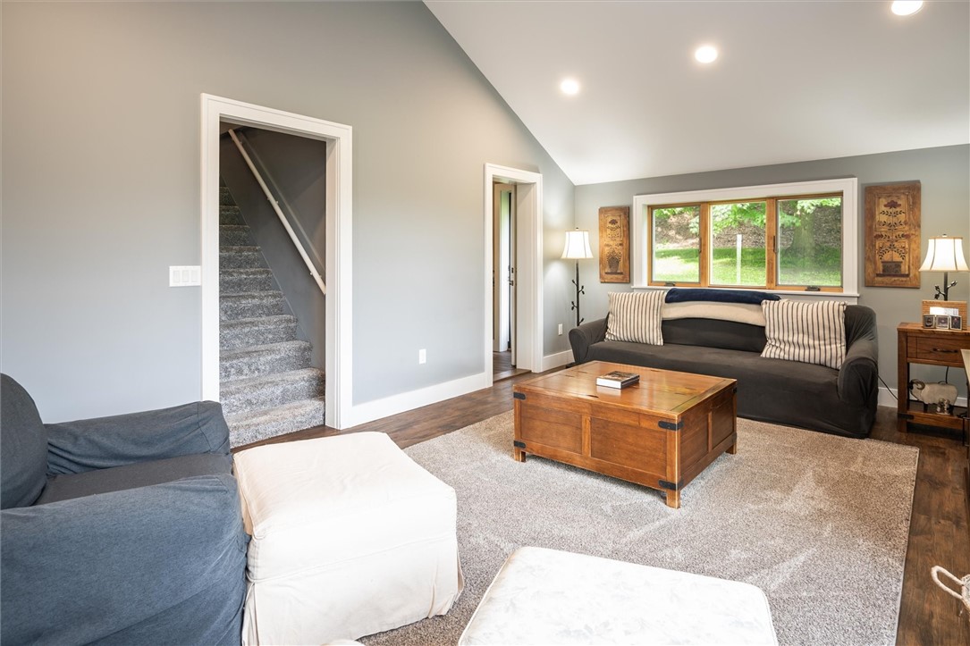 3369 Parker Road Marion, NY 14505 - Photo 9 of 48