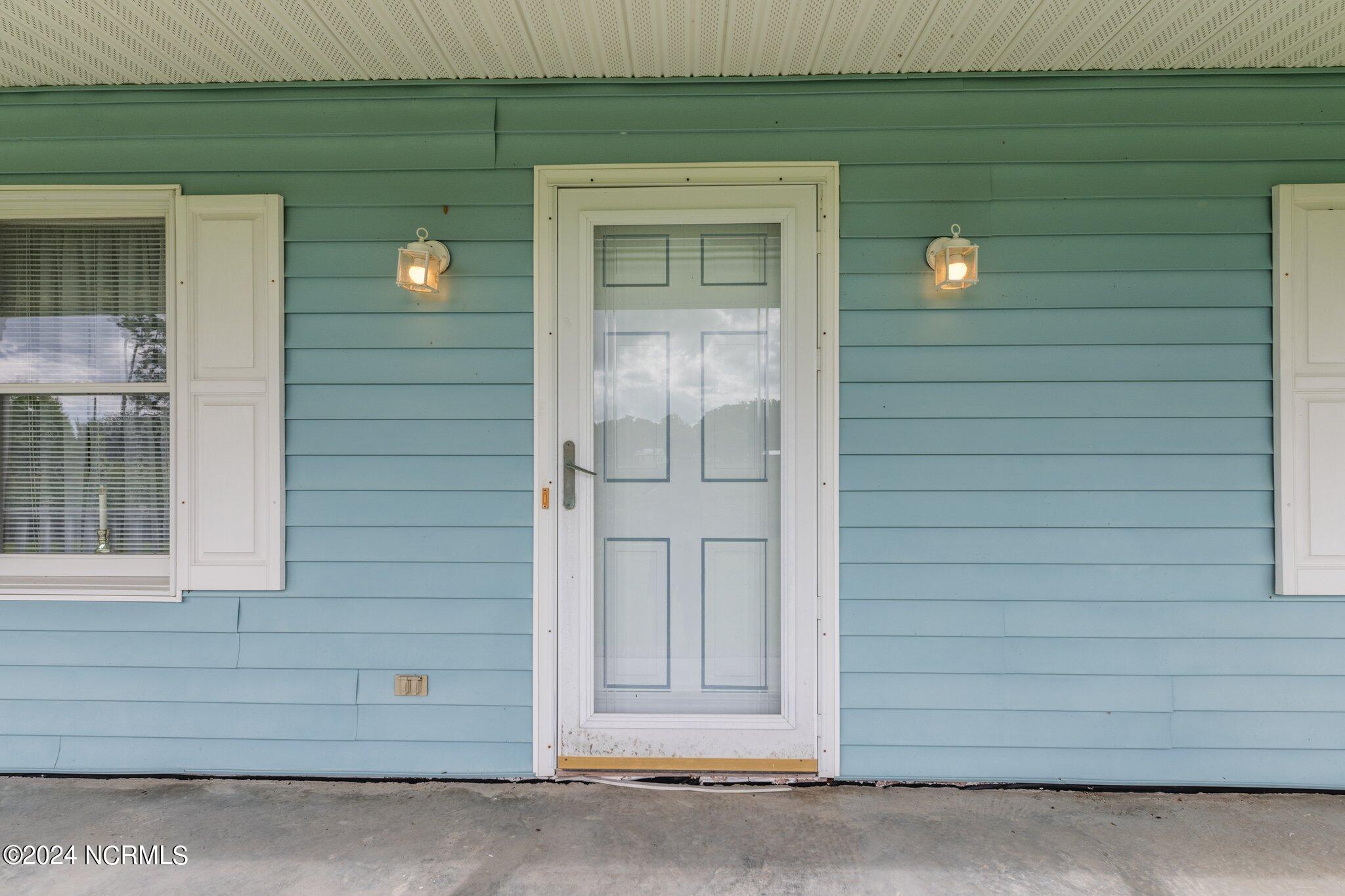 172 Truitt Road New Bern, NC 28560 - Photo 9 of 43 43-web-or-mls-DSC_3726