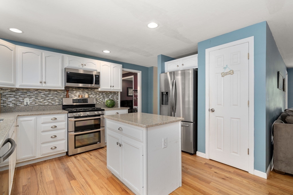38 McGregory Road Sturbridge, MA 01566 - Photo 9 of 41