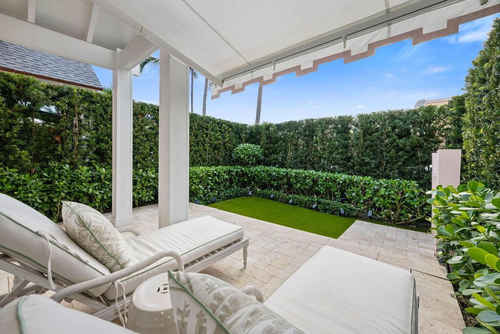173 Peruvian Avenue, Unit 5 Palm Beach, FL 33480 - Photo 11 of 12 a view of yard from outdoor seating