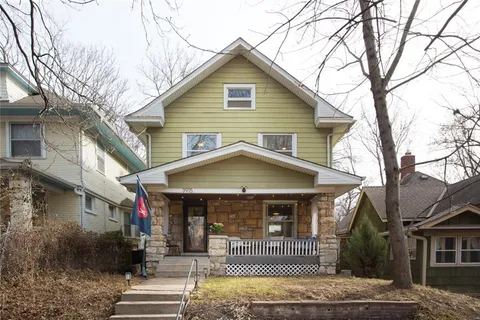 $338,000 | 3915 Charlotte Street, Kansas City, MO 64110