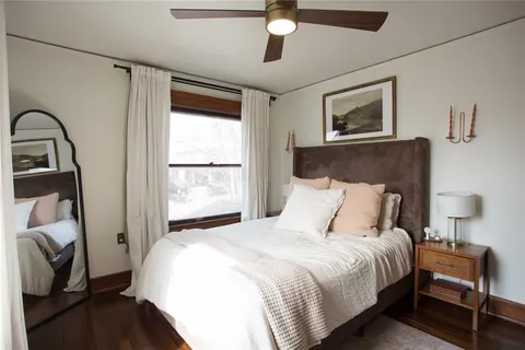 $338,000 | 3915 Charlotte Street, Kansas City, MO 64110