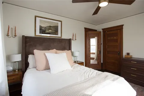 $338,000 | 3915 Charlotte Street, Kansas City, MO 64110