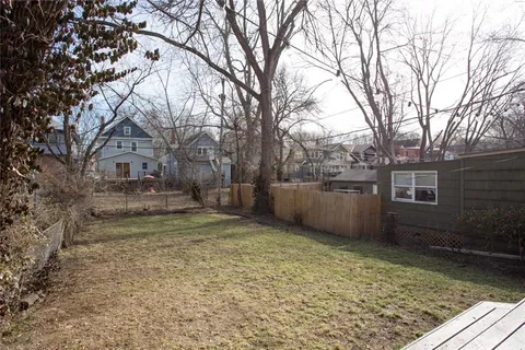 $338,000 | 3915 Charlotte Street, Kansas City, MO 64110