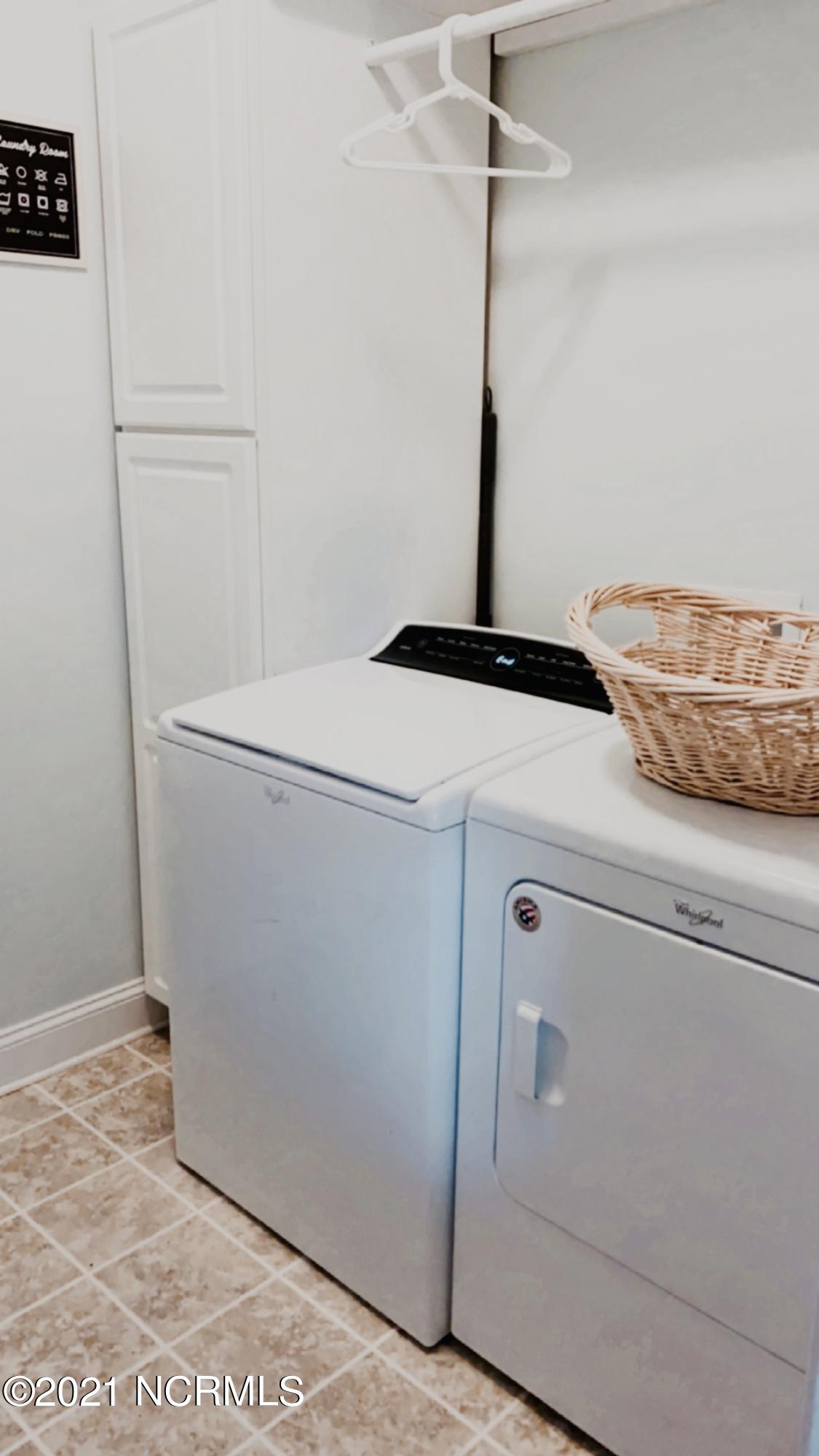 210 Bungalow Road Holly Ridge, NC 28445 - Photo 13 of 30 Level 1 Laundry Room