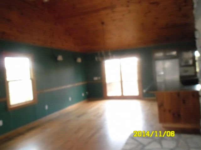 677 Curry Road Churchville, VA 24421 - Photo 6 of 20 a view of hallway with a window
