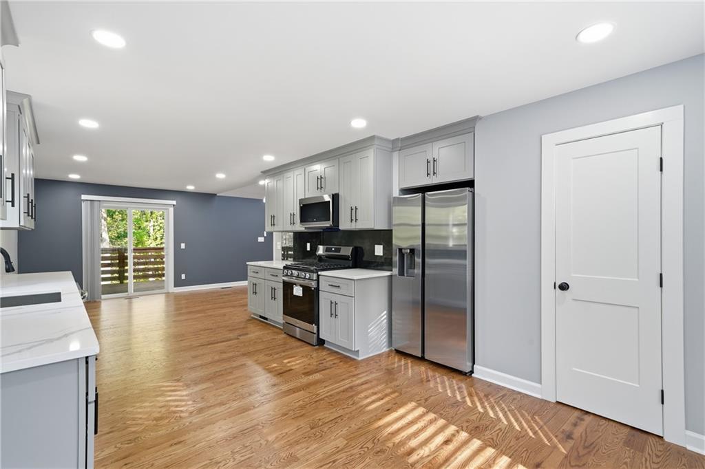 3872 Nowlin Road Kennesaw, GA 30144 - Photo 33 of 73