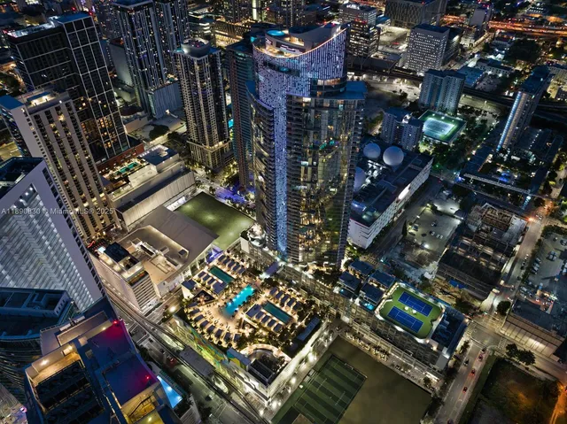 $4,345,000 | 851 Northeast 1st Avenue, Unit 4401/4402, Miami, FL 33132