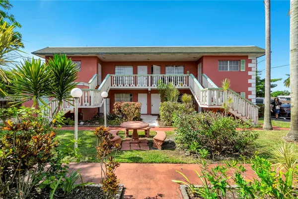 $2,000 | 2201 Northwest 64th Avenue, Unit 5, Sunrise, FL 33313