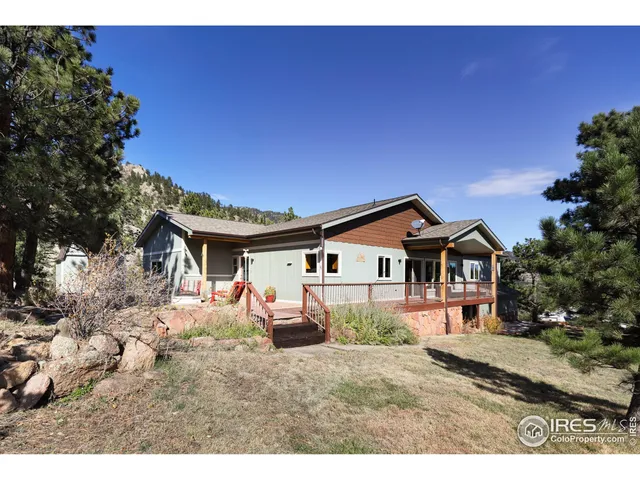 a black and white photo of a house