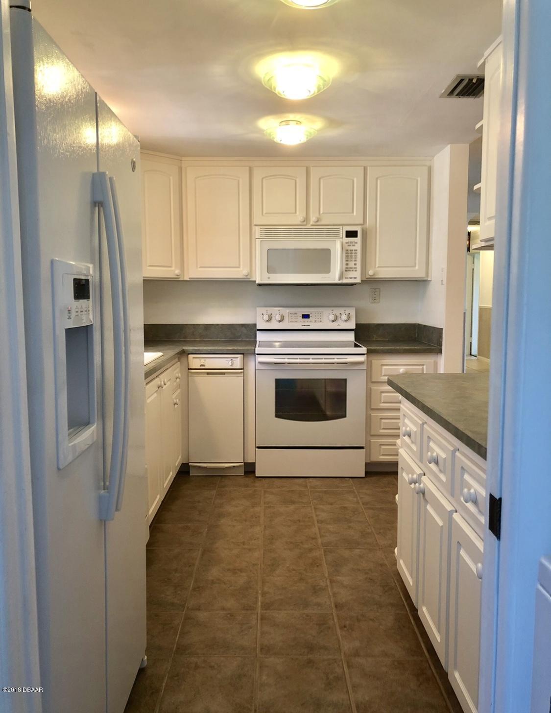 1734 Pinedale Road Edgewater, FL 32132 - Photo 7 of 37 Kitchen