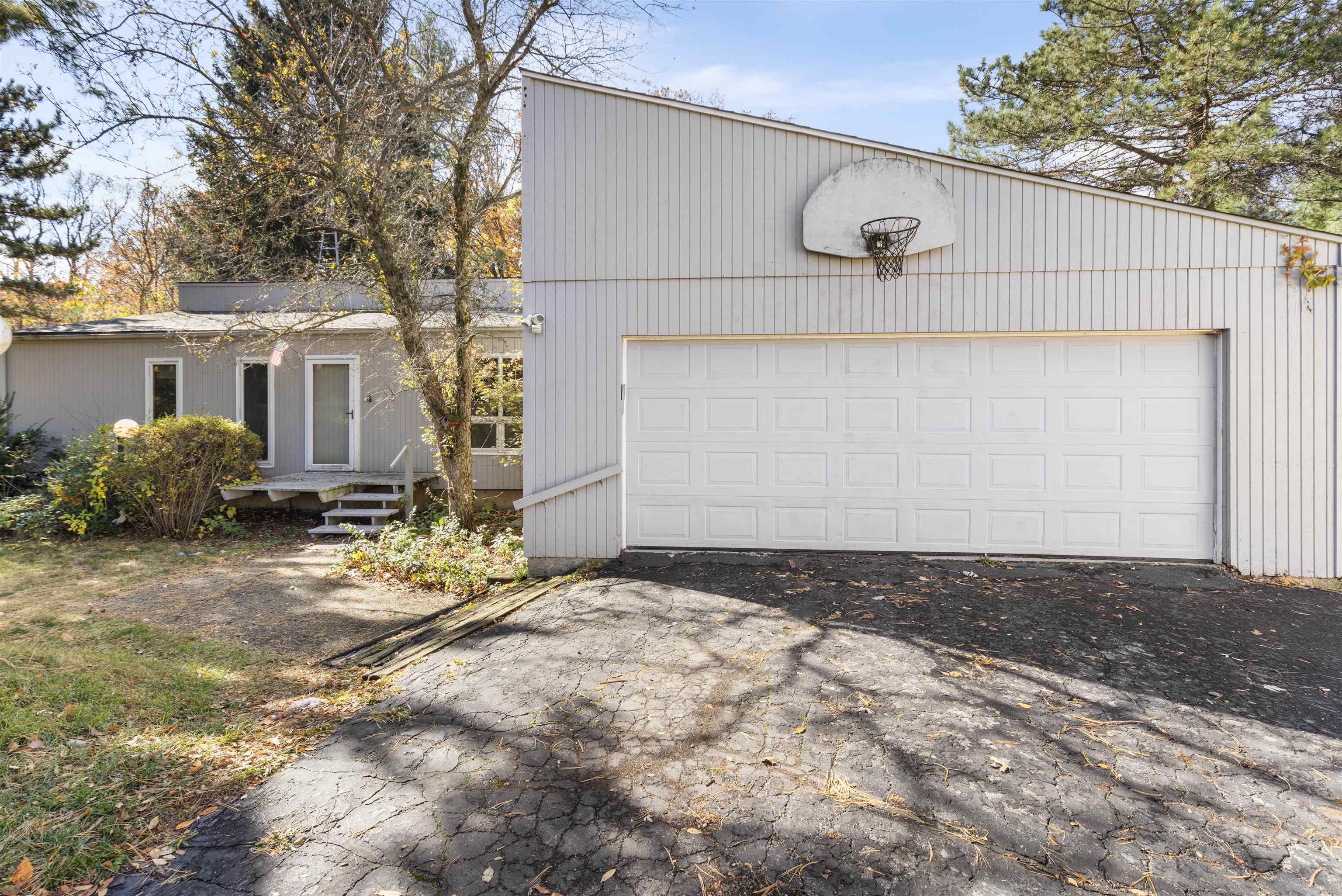 5286 Lakecrest Road Caledonia, IL 61011 - Photo 1 of 21 Gallery Image 1