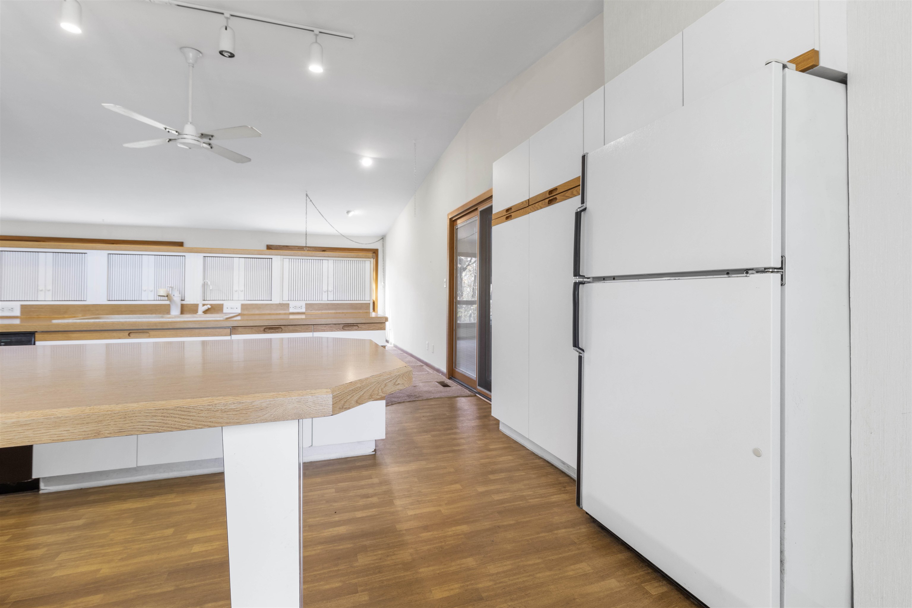 5286 Lakecrest Road Caledonia, IL 61011 - Photo 4 of 21 Gallery Image 4