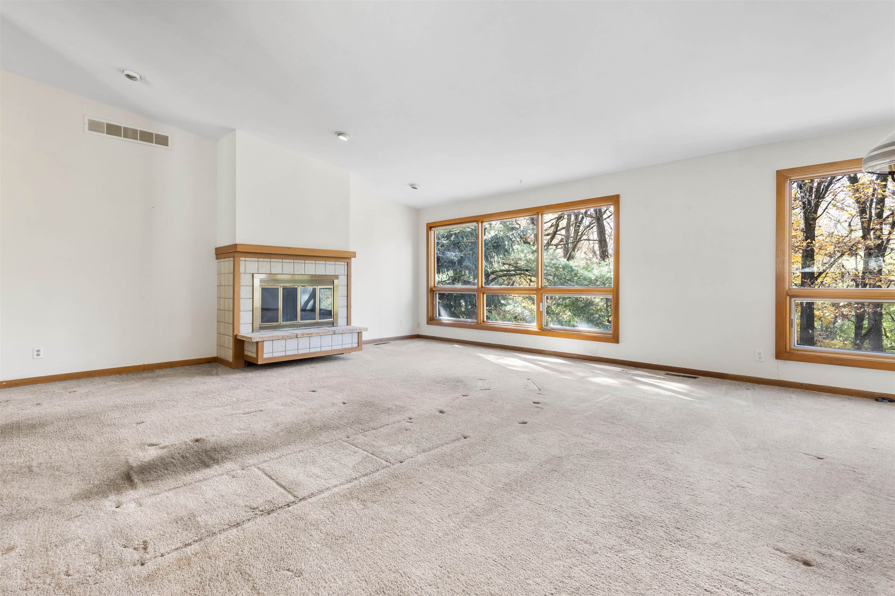 5286 Lakecrest Road Caledonia, IL 61011 - Photo 5 of 21 Gallery Image 5