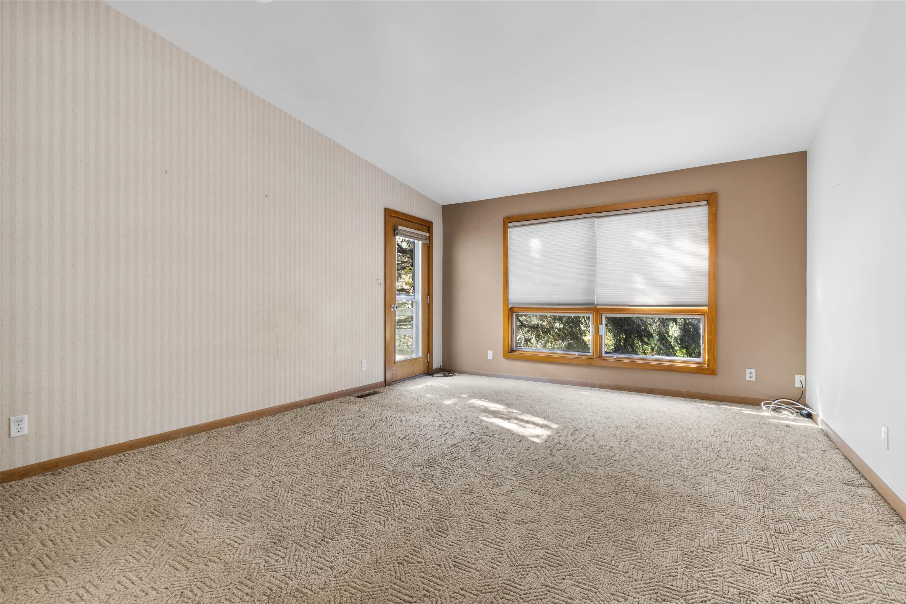 5286 Lakecrest Road Caledonia, IL 61011 - Photo 9 of 21 Gallery Image 9