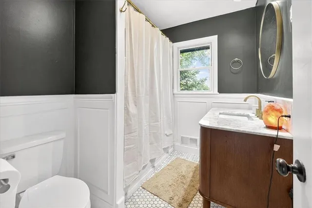 $228,000 | 6212 East 108th Street, Kansas City, MO 64134