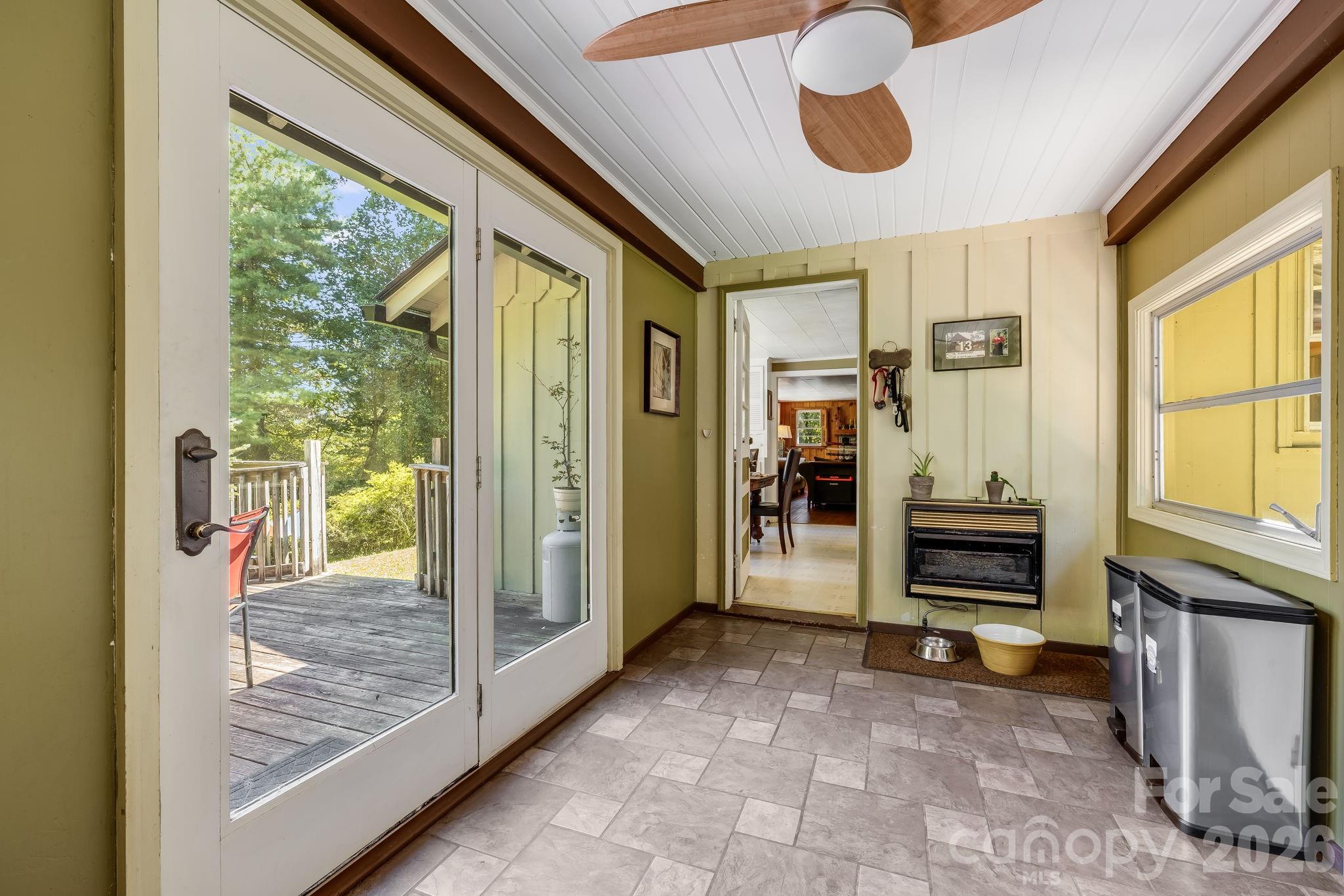 258 Old Homestead Road Hendersonville, NC 28739 - Photo 17 of 48 Gallery Image 17